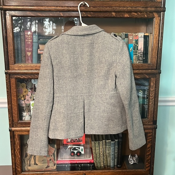 Banana Republic women’s blazer - Picture 7 of 7